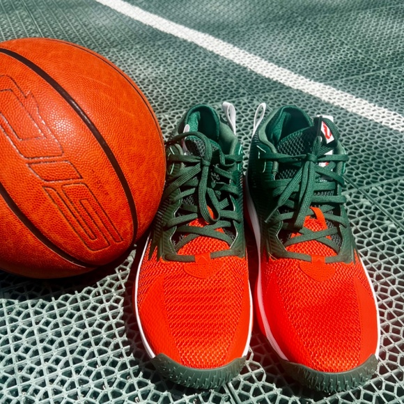 π ππΌ ADIDAS π§‘π NEW Dame 8 PE Miami Hurricanes (TEAM SHOE) - US Men's 14 - Picture 3 of 6